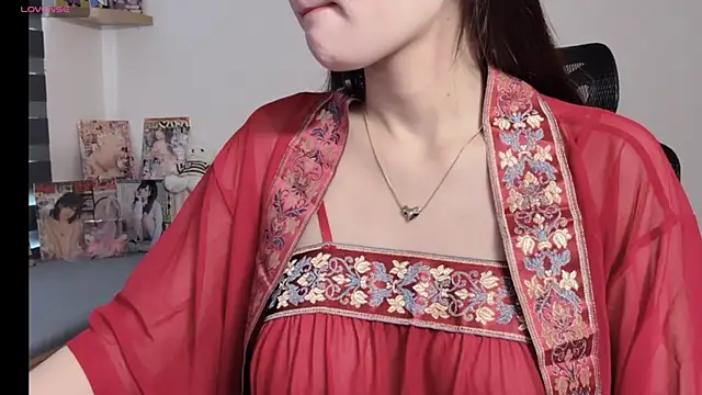Reina Sweet online show from 05-06-26, 04:05