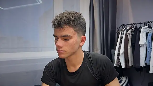 MaxWoolf online show from 06-20-26, 05:29