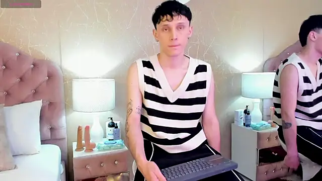 Snapshot of LephyStar chatting on 07-09-26, 11:37 LephyStar online show from 07-09-26, 11:37