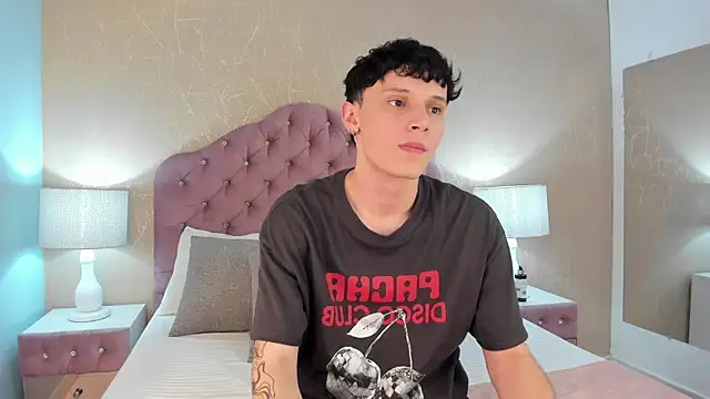 LephyStar online show from 05-11-26, 03:41