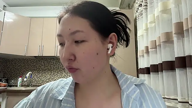 Ameliya kim online show from 04-14-26, 09:20