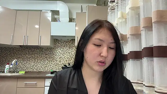 Ameliya kim online show from 04-15-26, 09:04