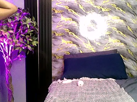 FreakyBUNNYWORXXX online show from 04-02-26, 11:44