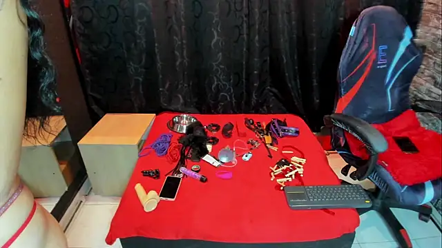 Annaleah  online show from 04-15-26, 11:59