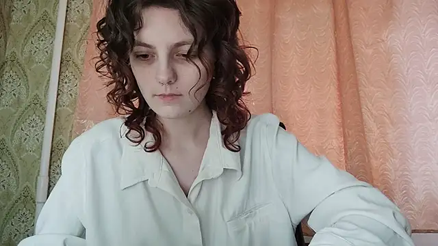 ShirleyNibbs online show from 04-12-26, 02:09