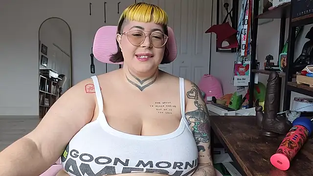 meiafterdark online show from 07-05-26, 08:15