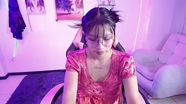 Kittytokio online show from 05-05-26, 09:07