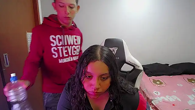 Snapshot of Exotic_big_ chatting on 04-04-26, 03:13 Exotic big online show from 04-04-26, 03:13