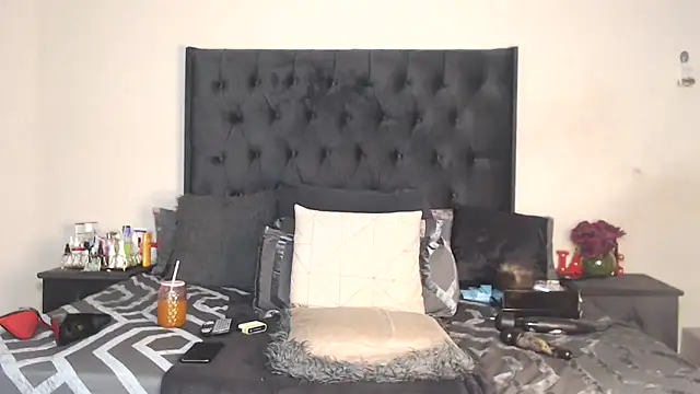 AdventuresLove7 online show from 05-19-26, 01:56