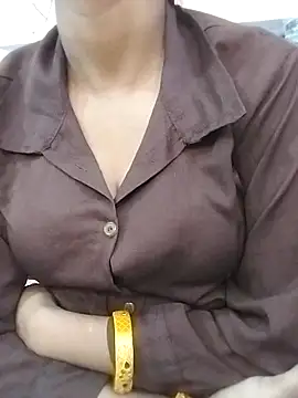 Radhika-sexy2 online show from 04-22-26, 02:18