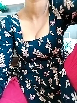 Radhika-sexy2 online show from 04-07-26, 02:57