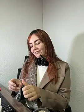 Vanessablazee online show from 04-08-26, 01:12