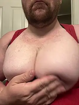 hugemanbreasts online show from 04-14-26, 06:29