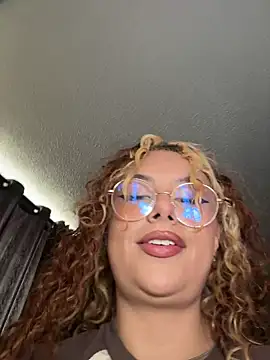 Amber-fire online show from 04-23-26, 04:08