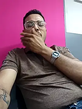 herochoclateboy online show from 05-07-26, 08:07