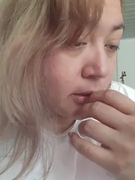 Amalianoir online show from 04-03-26, 02:23