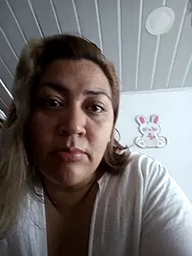 Amalianoir online show from 03-31-26, 02:52