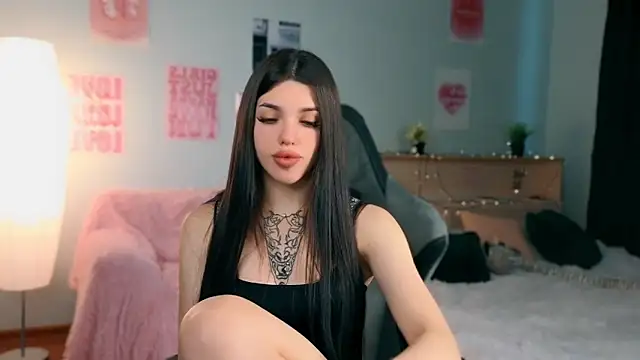 molly rettyy online show from 06-01-26, 04:02