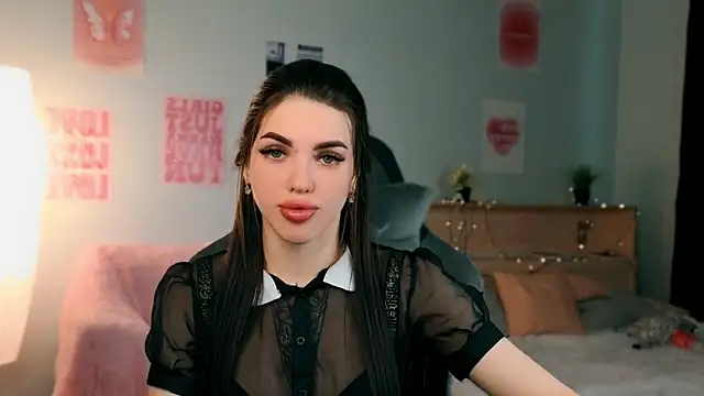 molly rettyy online show from 05-14-26, 04:31