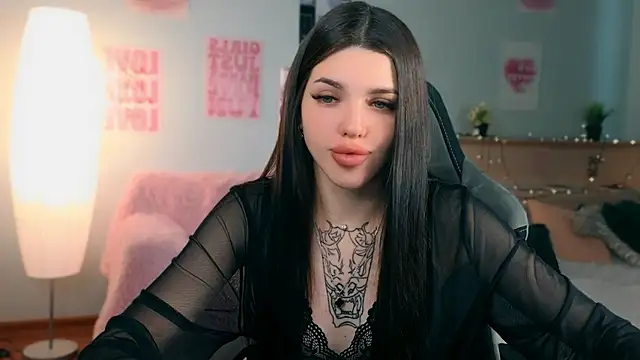 molly rettyy online show from 05-29-26, 04:07