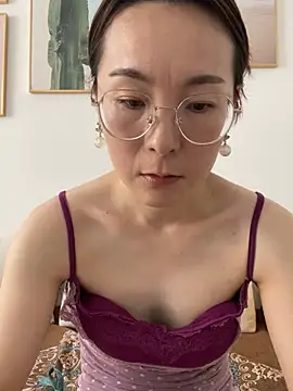Snapshot of you-520 chatting on 07-17-26, 02:20 you-520 online show from 07-17-26, 02:20