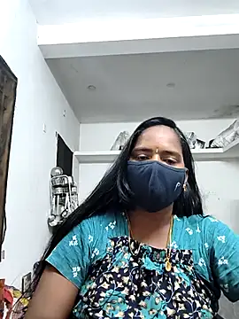 Snapshot of Tamil_Sangeetha chatting on 04-08-26, 05:36 Tamil Sangeetha online show from 04-08-26, 05:36