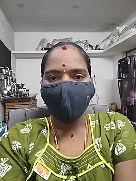 Snapshot of Tamil_Sangeetha chatting on 05-11-26, 01:56 Tamil Sangeetha online show from 05-11-26, 01:56