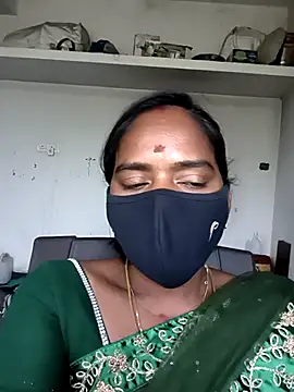 Snapshot of Tamil_Sangeetha chatting on 04-09-26, 06:41 Tamil Sangeetha online show from 04-09-26, 06:41