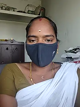 Snapshot of Tamil_Sangeetha chatting on 04-24-26, 07:21 Tamil Sangeetha online show from 04-24-26, 07:21