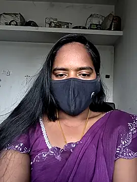 Snapshot of Tamil_Sangeetha chatting on 04-21-26, 04:30 Tamil Sangeetha online show from 04-21-26, 04:30