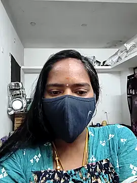 Snapshot of Tamil_Sangeetha chatting on 04-10-26, 10:06 Tamil Sangeetha online show from 04-10-26, 10:06