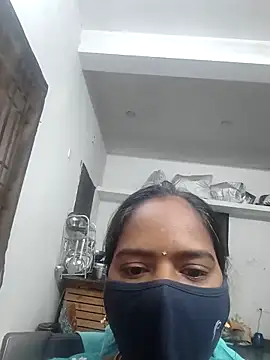 Snapshot of Tamil_Sangeetha chatting on 04-25-26, 12:24 Tamil Sangeetha online show from 04-25-26, 12:24