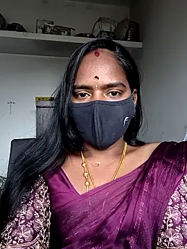 Snapshot of Tamil_Sangeetha chatting on 04-18-26, 04:59 Tamil Sangeetha online show from 04-18-26, 04:59