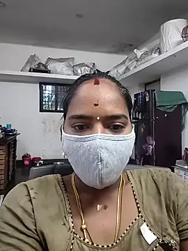 Snapshot of Tamil_Sangeetha chatting on 05-06-26, 12:36 Tamil Sangeetha online show from 05-06-26, 12:36