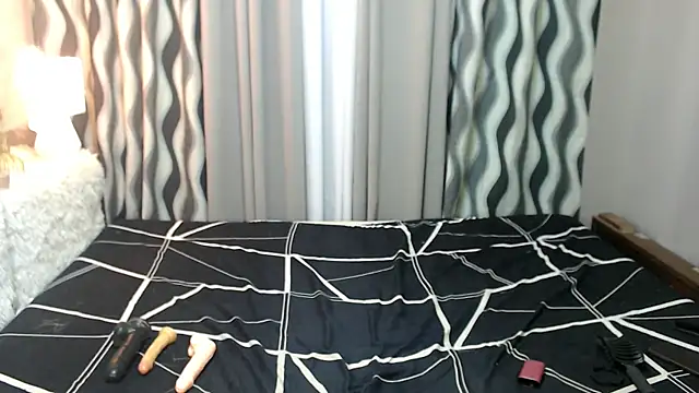 Snapshot of yourlady_clara chatting on 06-20-26, 02:33 yourlady clara online show from 06-20-26, 02:33