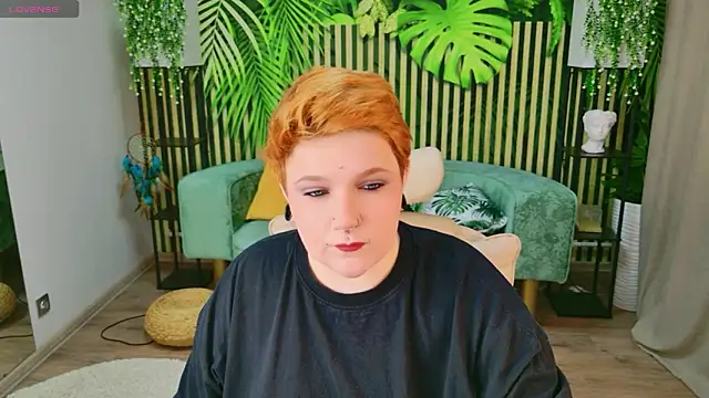 Snapshot of Edna_Davis chatting on 03-30-26, 08:38 Edna Davis online show from 03-30-26, 08:38