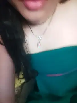 Snapshot of SweetTsAngel chatting on 04-13-26, 04:22 SweetTsAngel online show from 04-13-26, 04:22