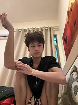 sexyboy-3525 online show from 05-09-26, 05:00