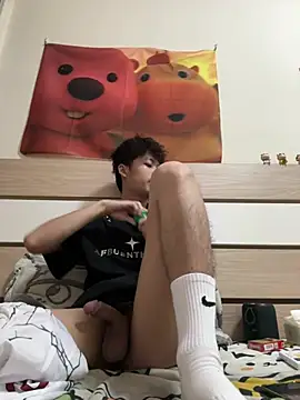 Snapshot of sexyboy-3525 chatting on 06-30-26, 04:40 sexyboy-3525 online show from 06-30-26, 04:40