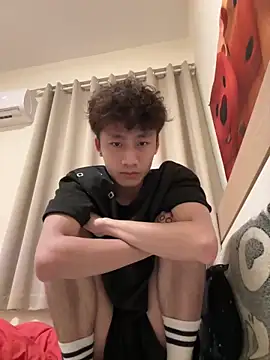 sexyboy-3525 online show from 04-08-26, 11:17