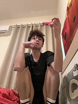 sexyboy-3525 online show from 05-07-26, 03:55