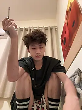 sexyboy-3525 online show from 05-10-26, 03:43