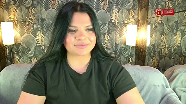 MadyMoan online show from 04-21-26, 08:04