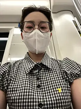 Snapshot of meimeibuguai chatting on 06-15-26, 11:54 meimeibuguai online show from 06-15-26, 11:54