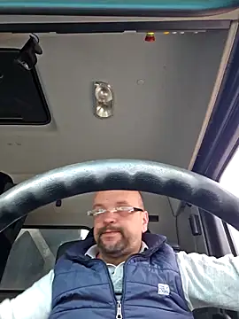 Cristo1982 online show from 04-08-26, 05:09