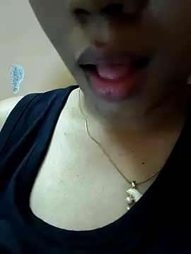 chocolate sophia online show from 05-09-26, 12:52