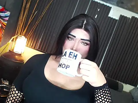 HugexMsLovelyxCock online show from 04-28-26, 09:24