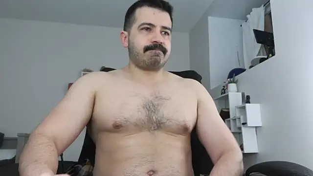 Snapshot of AngelFusco chatting on 05-02-26, 06:18 AngelFusco online show from 05-02-26, 06:18
