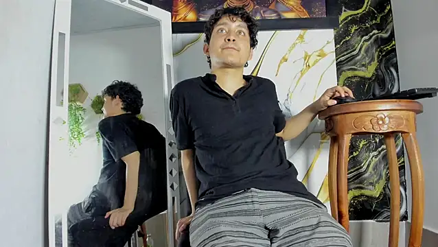 eros fangs online show from 04-15-26, 03:23