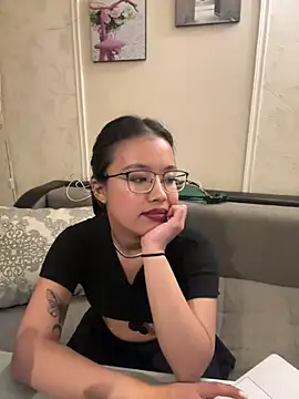 Z Milll online show from 04-10-26, 02:13